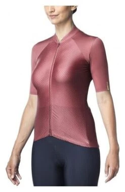 Maillot Manches Courtes Femme Mavic Sequence Pro Rose 9 Maillot Manches Courtes Femme Mavic Sequence Pro Rose -Mavic Soldes Magasin 20381166141d594c4c2f0.70985799
