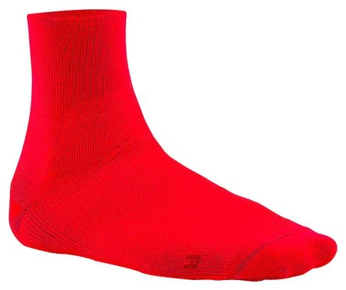 Chaussettes Mavic Essential Mid Rouge 1 Chaussettes Mavic Essential Mid Rouge